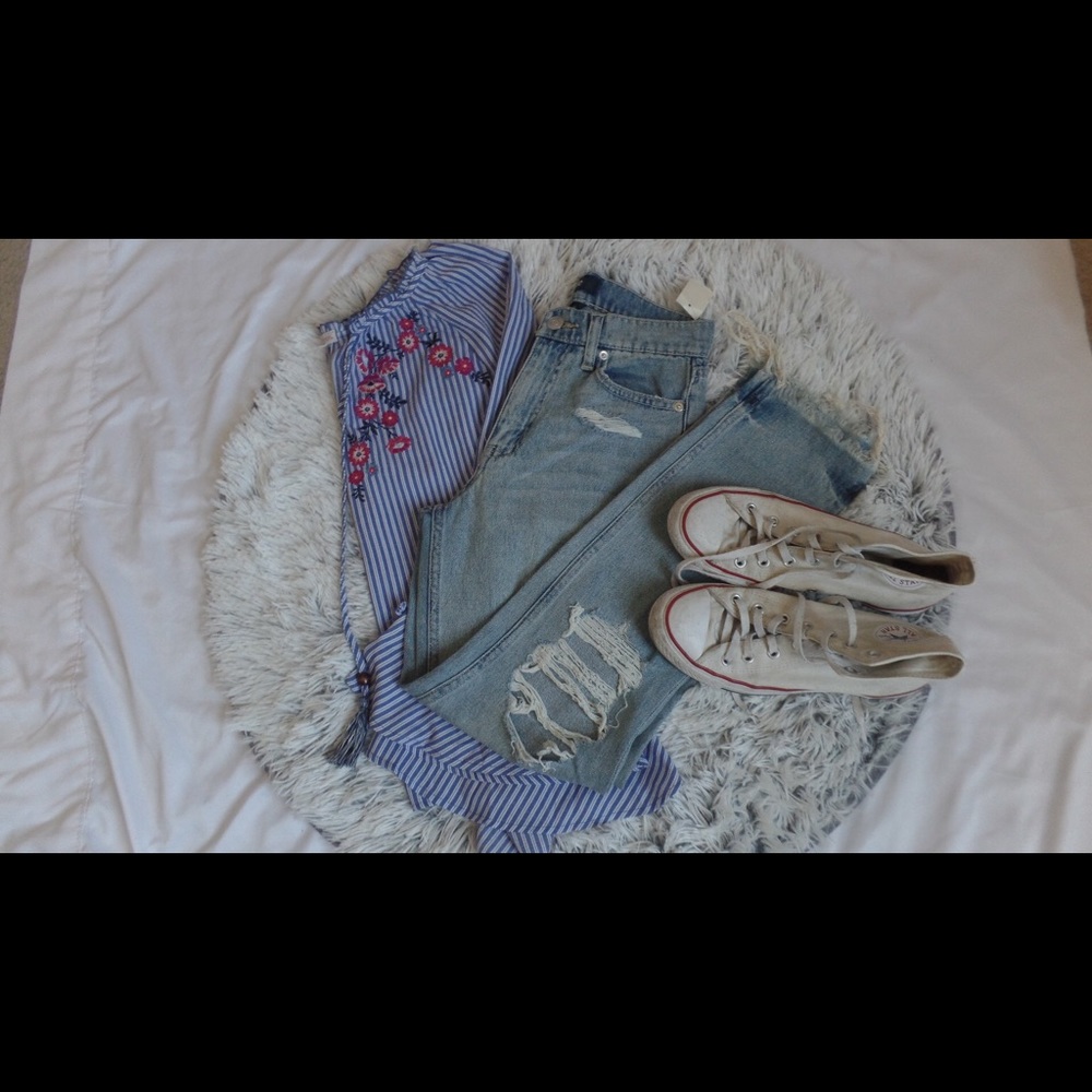 Aero Mom Jeans